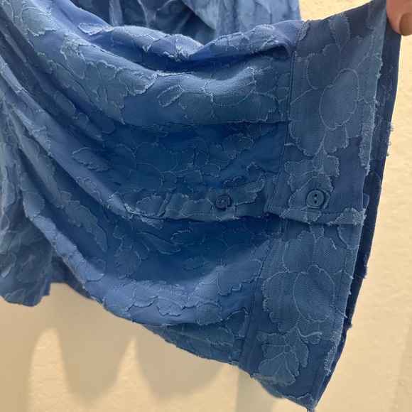 Coniglio Blue Floral Button-Up Blouse - Picture 4 of 6